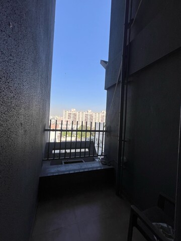  2 BHK Apartment at Pimple Nilakh – for Rent