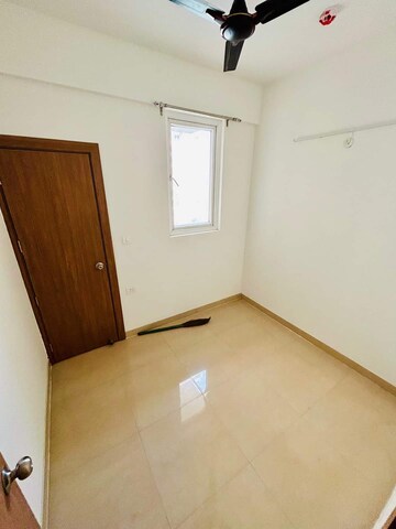 Room in 3 BHK Apartment at ATS Nobility, Sector 4, Greater Noida – for Rent