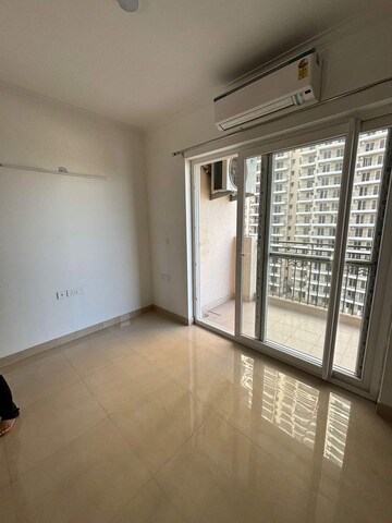 Room in 3 BHK Apartment at ATS Nobility, Sector 4, Greater Noida – for Rent