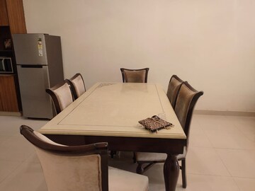 Master Bedroom in 3 BHK Builder Floor at Safdarjang Enclave – for Rent