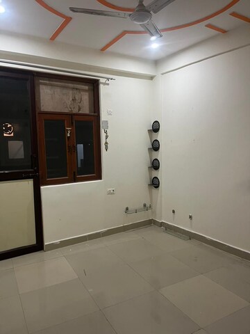 Room in 2 BHK Builder Floor at Palm Residency Chhatarpur, Chattarpur – for Rent