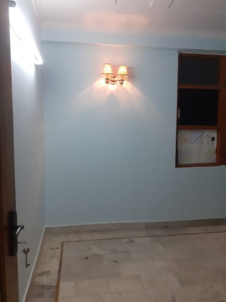 Room, gagan vihar 2 Bedroom 1300 Sq.Ft. Builder Floor In Gagan Vihar Delhi 8354156