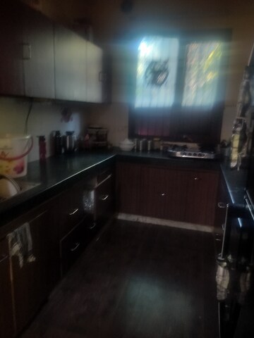 Kitchen in 3.5 BHK Builder Floor at Palam Vihar Residents Association, Palam Vihar – for Sale