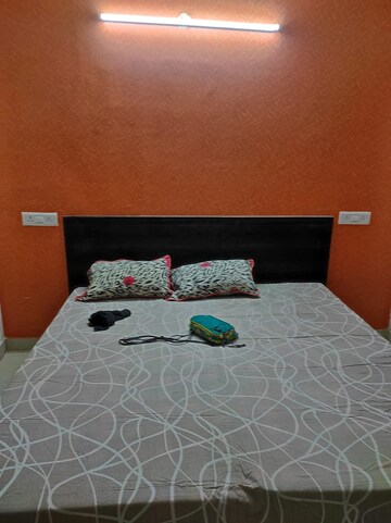 Bedroom in 1 RK Builder Floor at Sushant Lok 2, Sector 57 – for Rent