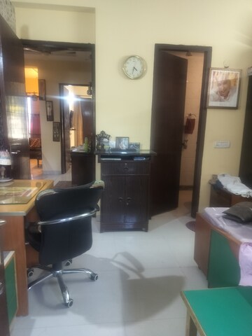 Living Room in 3.5 BHK Builder Floor at Palam Vihar Residents Association, Palam Vihar – for Sale