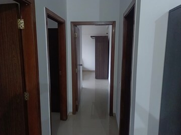 Building Lobby in 2.5 BHK Apartment at Oberoi Realty Splendor, Jogeshwari East – for Rent