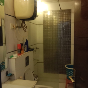Bathroom in 3 BHK Builder Floor at Pamposh Enclave – for Rent