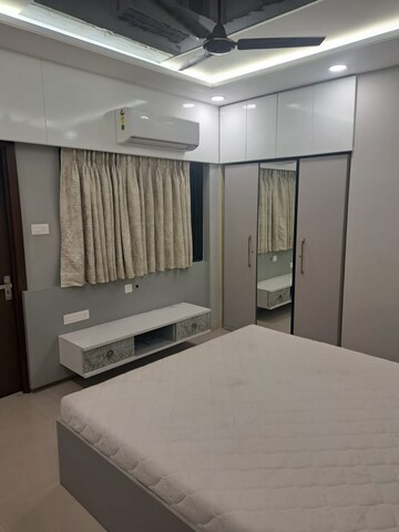 Kitchen in 4 BHK Villa at Khare Town – for Rent