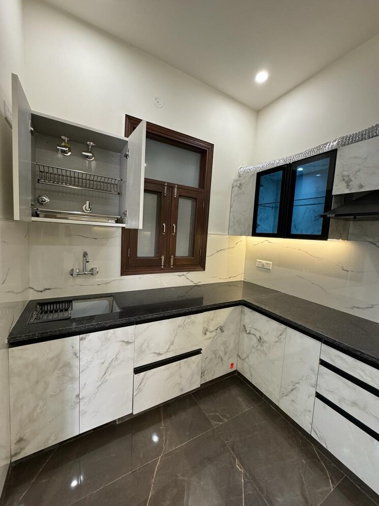 Master Bedroom, sahastradhara road 3 Bedroom 1800 Sq.Ft. Builder Floor In Sahastradhara Road Dehradun 8354253