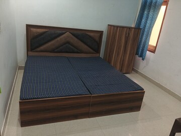 Bedroom in 1 RK Apartment at Sector 52 – for Rent