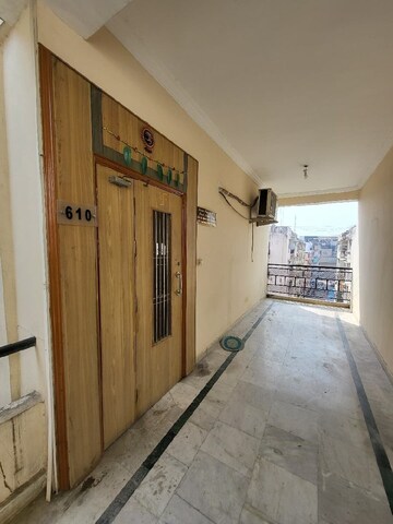 Room in 3 BHK Apartment at Rishita Manhattan, Gomti Nagar – for Rent