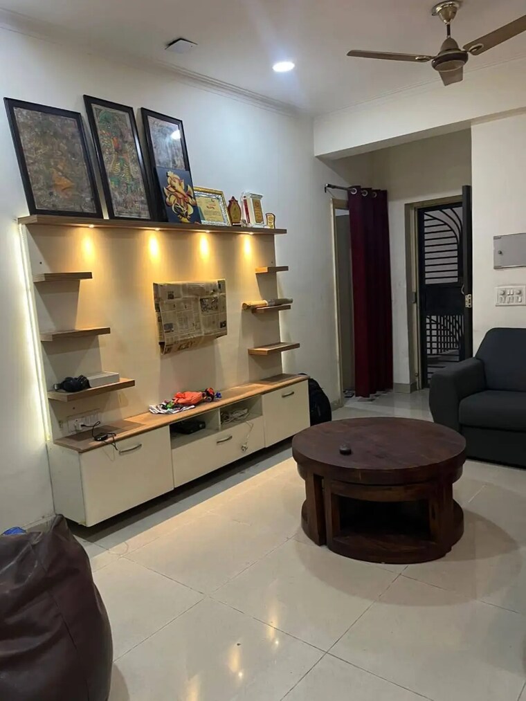 undefined, gaur-city-2-14th-avenue 3 Bedroom 1300 Sq.Ft. Apartment In Sector 16c Greater Noida Greater Noida 8354322