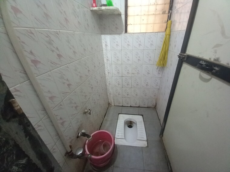 Bathroom, sector 10 new panvel west 1 Bedroom 580 Sq.Ft. Apartment In Sector 10 New Panvel West Navi Mumbai 8354386