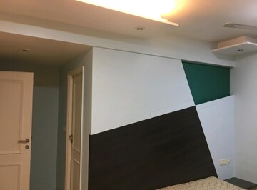Room in 3 BHK Apartment at Hiranandani Acacia, Ghodbunder Road – for Rent