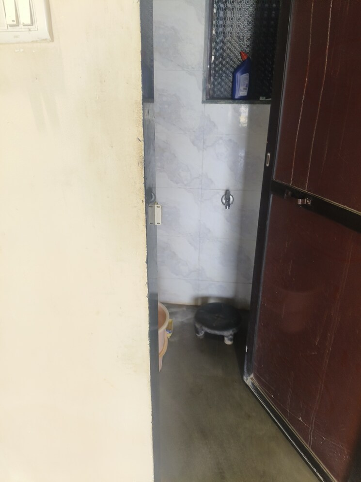 Bathroom, govardhan-enclave 1 Bedroom 610 Sq.Ft. Apartment In Kalyan West Thane 8354403