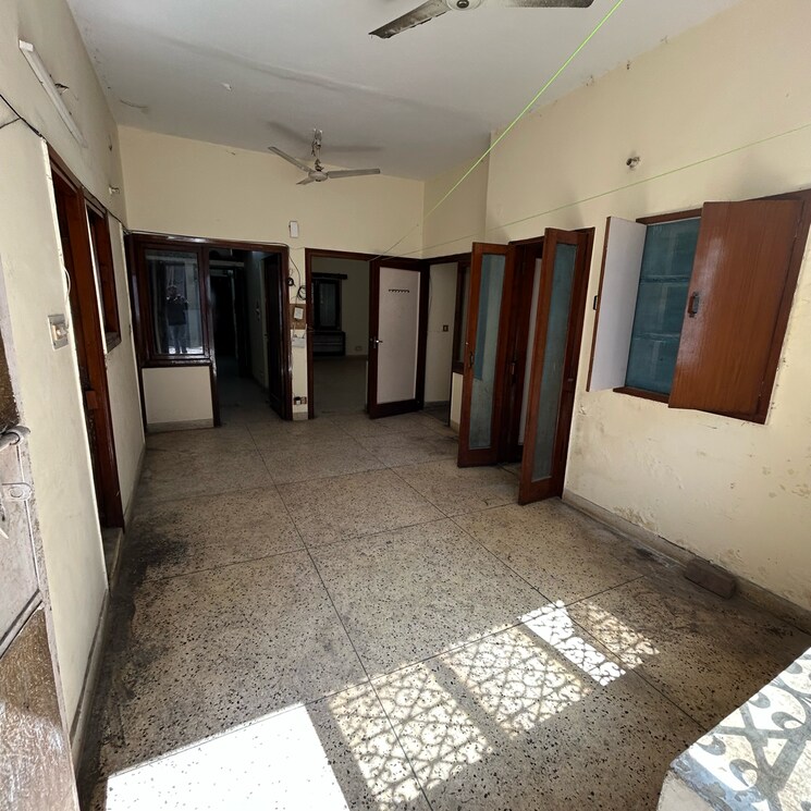 Bedroom, south extension ii 2 Bedroom 1800 Sq.Ft. Builder Floor In South Extension ii Delhi 8354434