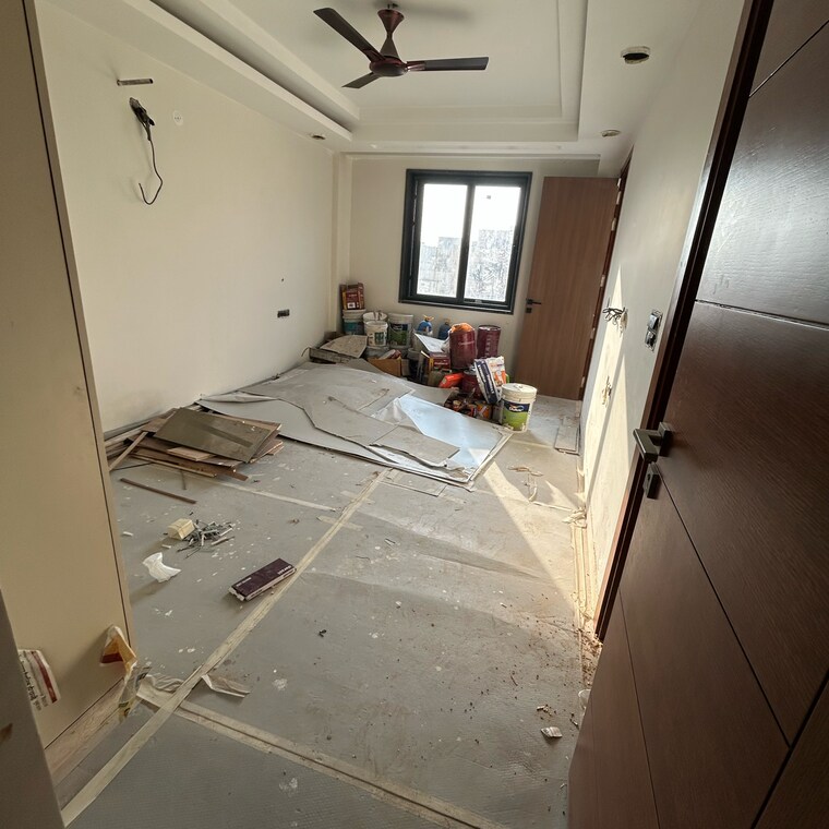 Room, south extension i 3 Bedroom 1800 Sq.Ft. Builder Floor In South Extension I Delhi 8354470