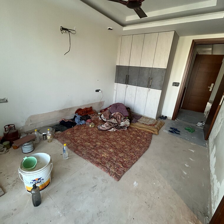 Room, south extension i 3 Bedroom 1800 Sq.Ft. Builder Floor In South Extension I Delhi 8354470