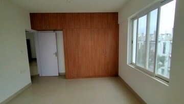 Room in 3 BHK Apartment at Mittal Palms, Jakkuru – for Rent