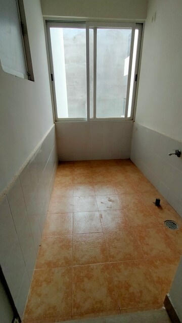 Room in 3 BHK Apartment at Mittal Palms, Jakkuru – for Rent