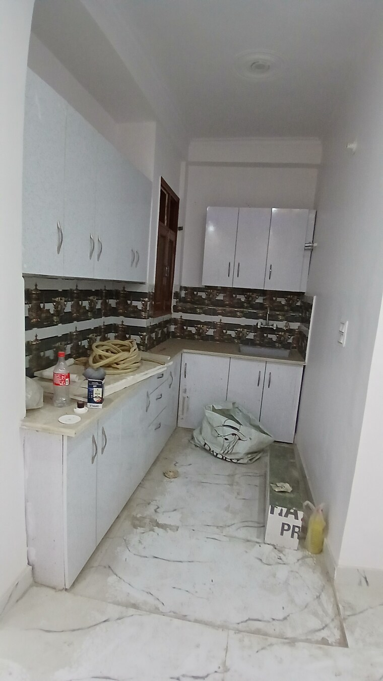 Kitchen, noor nagar 3 Bedroom 990 Sq.Ft. Apartment In Noor Nagar Delhi 8354488
