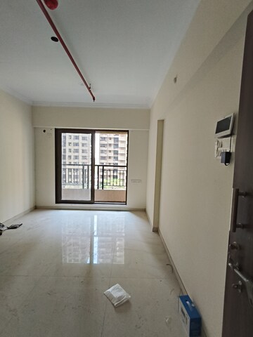 Room in 1 BHK Apartment at Raunak City, Kalyan West – for Rent
