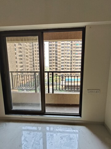 Room in 1 BHK Apartment at Raunak City, Kalyan West – for Rent