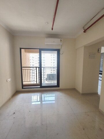 Room in 1 BHK Apartment at Raunak City, Kalyan West – for Rent