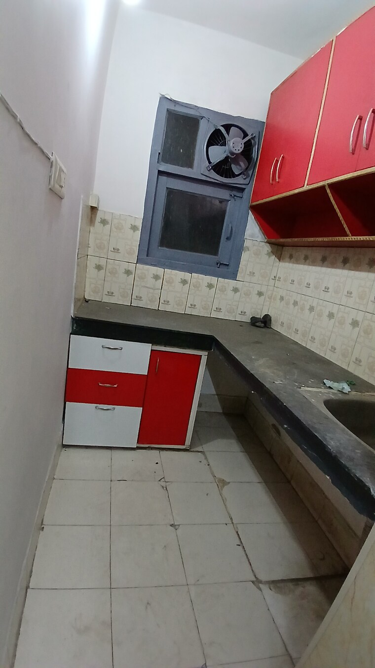 Kitchen, zakir nagar 2 Bedroom 495 Sq.Ft. Apartment In Zakir Nagar Delhi 8354495