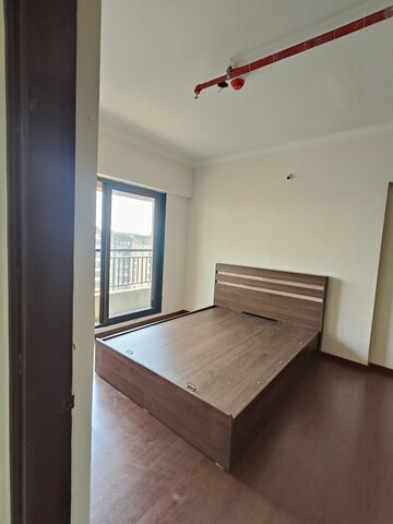 Room in 1 BHK Apartment at Raunak City, Kalyan West – for Rent