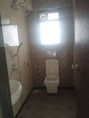 Bathroom in 3.5 BHK Apartment at Andheri West – for Sale