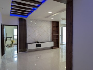 Room in 3 BHK Apartment at Jayabheri The Summit, Narsingi – for Rent