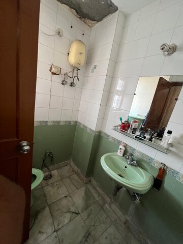 Bathroom in 2 BHK Builder Floor at Sector 55 – for Rent