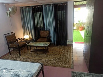 Living Room in 1 BHK Builder Floor at Green Park – for Rent