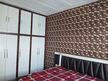 Bedroom in 2.5 BHK Builder Floor at Sector 14 – for Rent