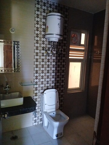 Attached Bathroom in 3 BHK Builder Floor at Sector 9 – for Rent