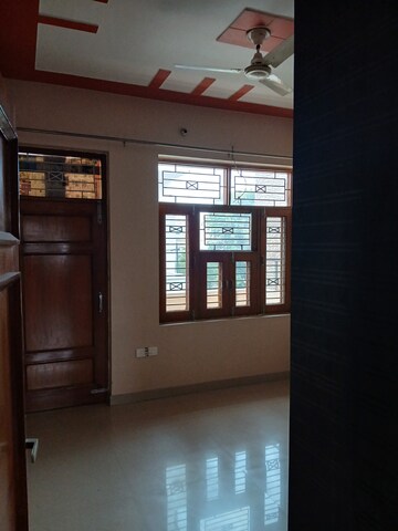Bedroom in 2.5 BHK Builder Floor at Sector 9 – for Rent