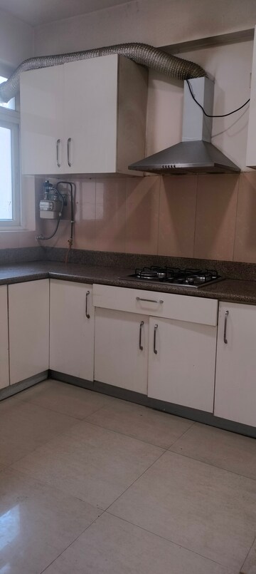 Kitchen in 4 BHK Apartment at Emaar Emerald Floors Premier, Sector 65 – for Rent