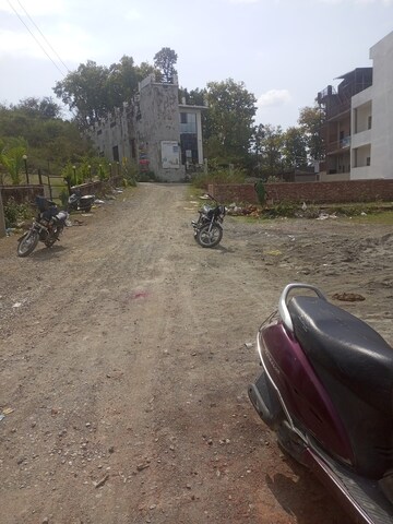 Parking in 2 BHK Builder Floor at Kalagaon – for Sale