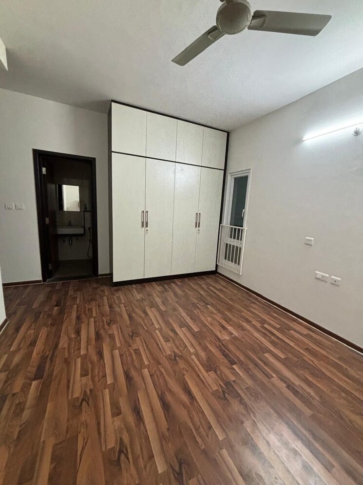 Room, l-t-raintree-boulevard-phase-2 3 Bedroom 1650 Sq.Ft. Apartment In Hebbal Bangalore 8354678