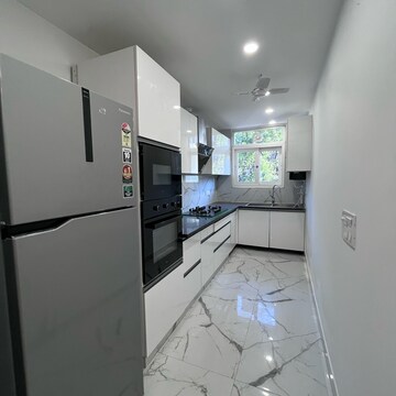 Kitchen in 3.5 BHK Builder Floor at Ansal Sushant Lok I, Sector 43 – for Rent