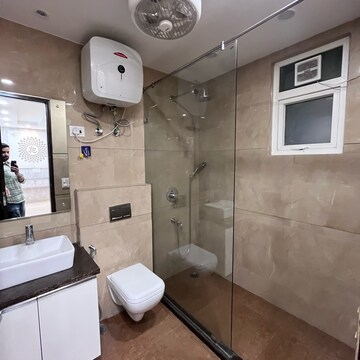 Bathroom in 3.5 BHK Builder Floor at Ansal Sushant Lok I, Sector 43 – for Rent