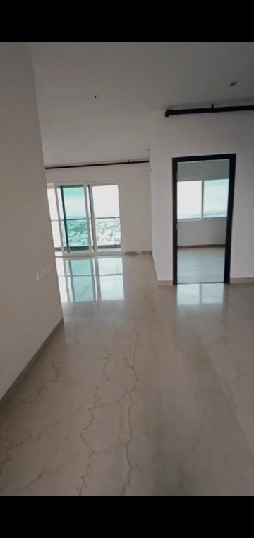 Room in 4 BHK Apartment at Phoenix One Banglore West, Rajaji Nagar – for Sale