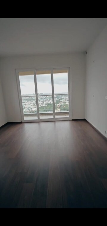 Room in 4 BHK Apartment at Phoenix One Banglore West, Rajaji Nagar – for Sale