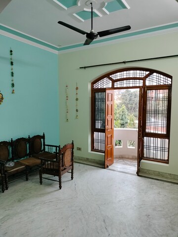 2 BHK Builder Floor For Rent in Gomti Nagar