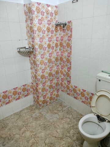 Bathroom in 2 BHK Builder Floor at Gomti Nagar – for Rent