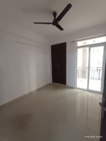 2 BHK Apartment For Rent in Nimbus The Hyde park Sector 78 Noida  8354840