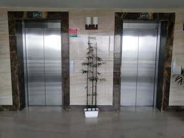 Lift in  Office Space at Rajpur Road – for Rent