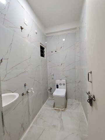 Bathroom in 1 RK Builder Floor at Sector 70 – for Rent