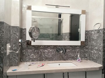 Attached Bathroom in 3 BHK Apartment at Navjeevan Vihar – for Rent